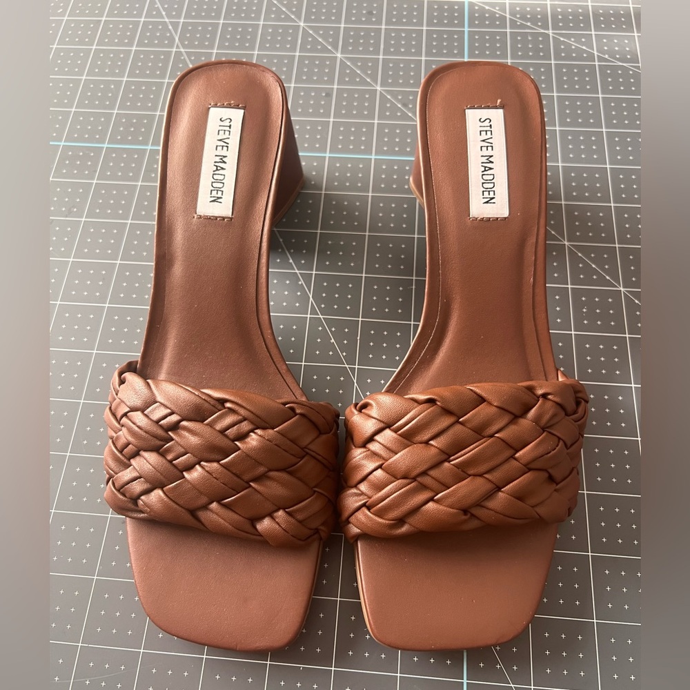 Steve Madden Women's brown Heels